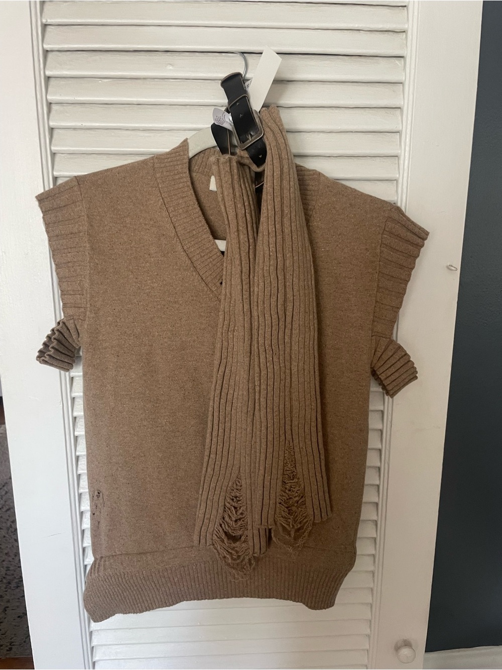 Miista Taupe Brown V-Neck kora Vest Knit Sweater